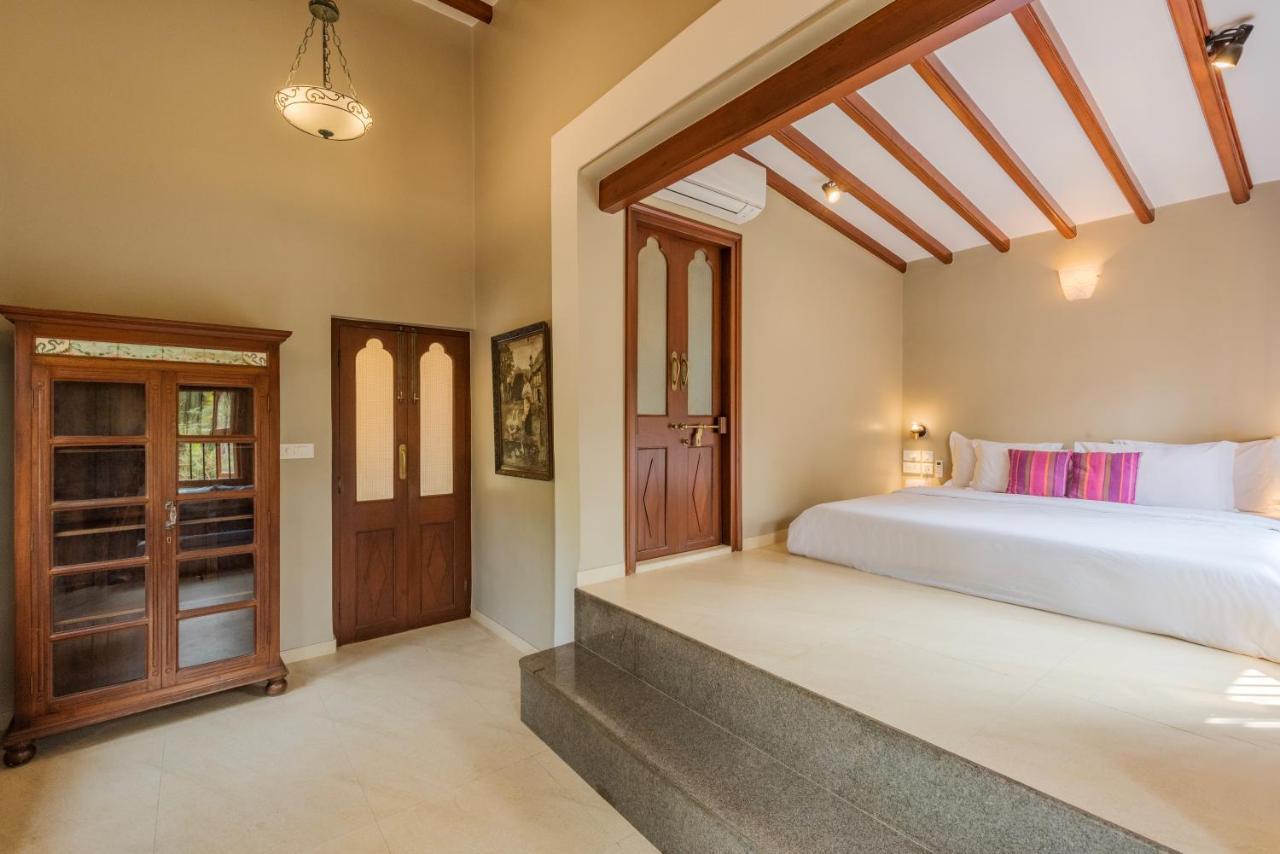Saffronstays Casa Del Palms, Alibaug - Luxury Pool Villa With Chic Interiors, Alfresco Dining And Island Bar Алибаг Экстерьер фото